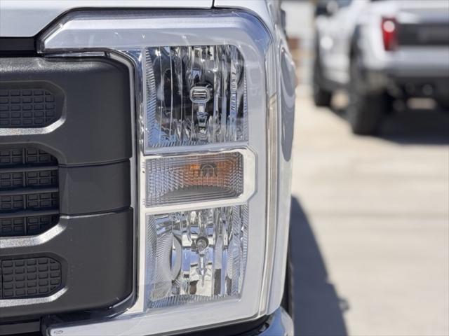 new 2025 Ford F-250 car, priced at $58,355