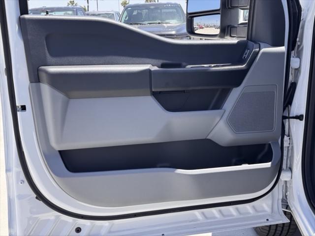 new 2025 Ford F-250 car, priced at $58,355