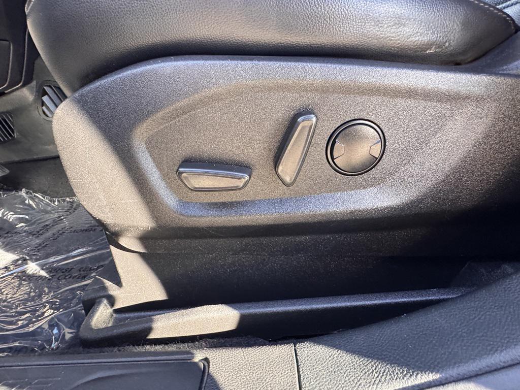 used 2022 Ford Edge car, priced at $24,591