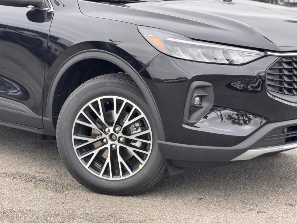 new 2025 Ford Escape PHEV car, priced at $38,895