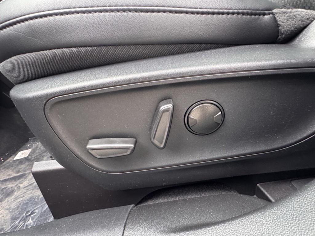 new 2025 Ford Escape PHEV car, priced at $38,895