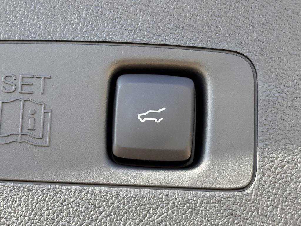 new 2025 Lincoln Corsair car, priced at $68,070