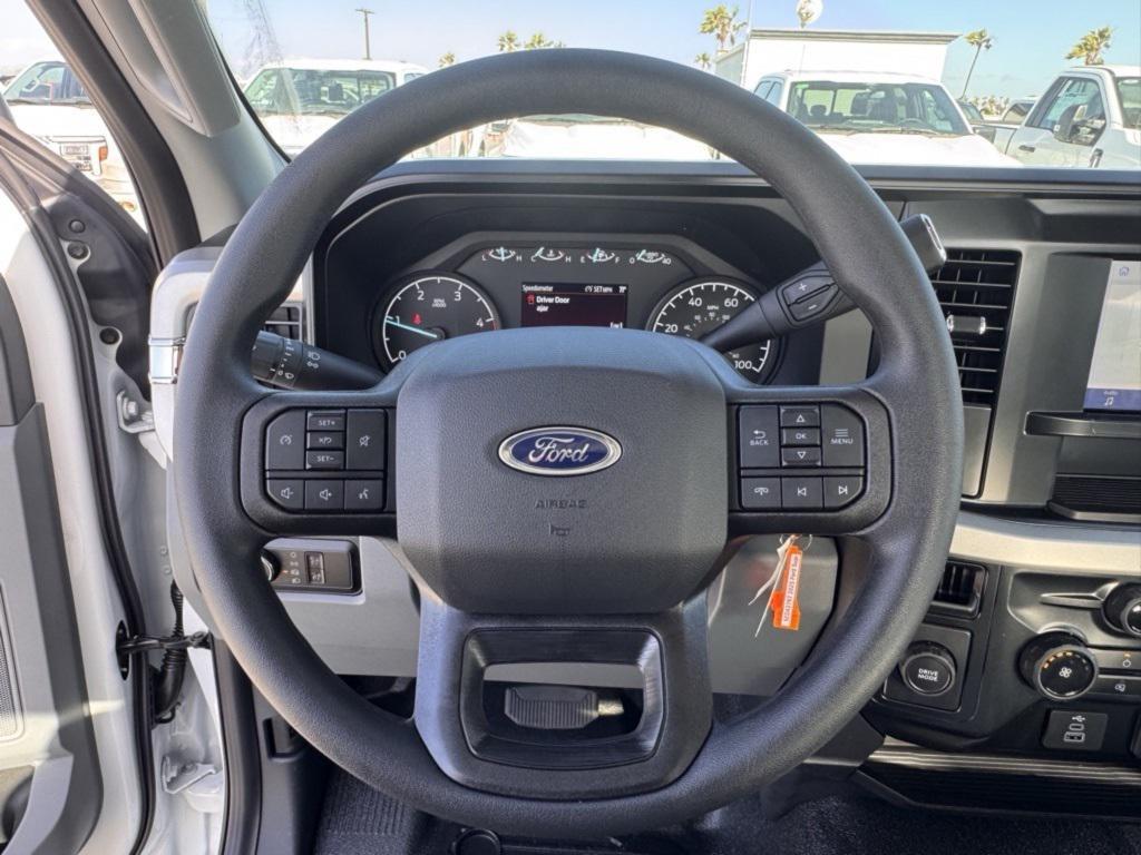 new 2025 Ford F-350 car, priced at $59,675