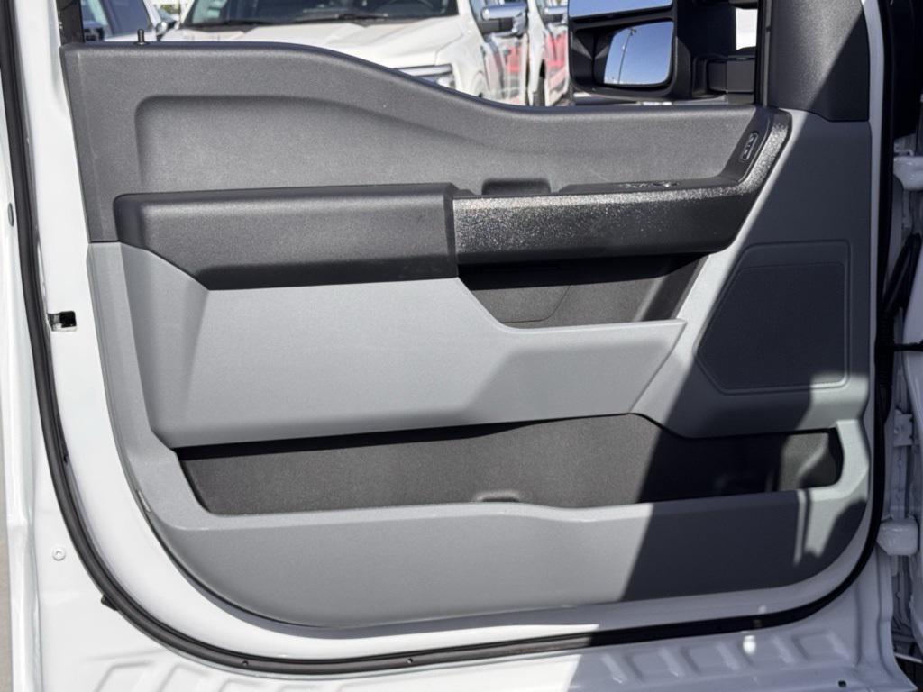 new 2025 Ford F-350 car, priced at $59,675