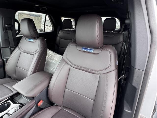 new 2025 Ford Explorer car, priced at $54,295