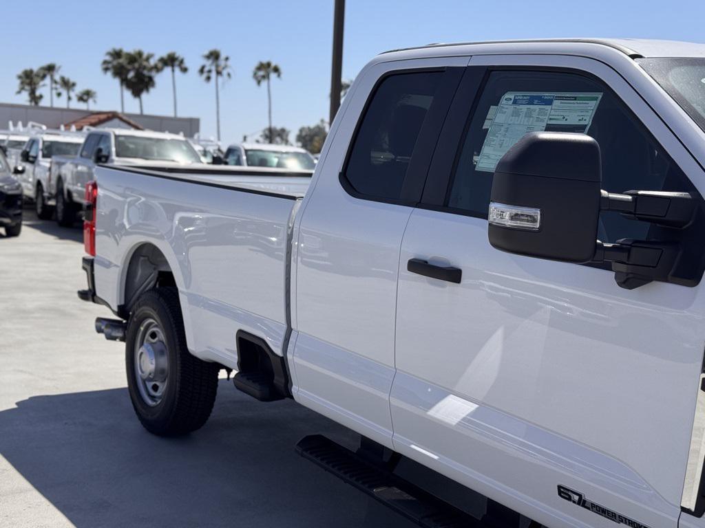 new 2025 Ford F-350 car, priced at $65,755