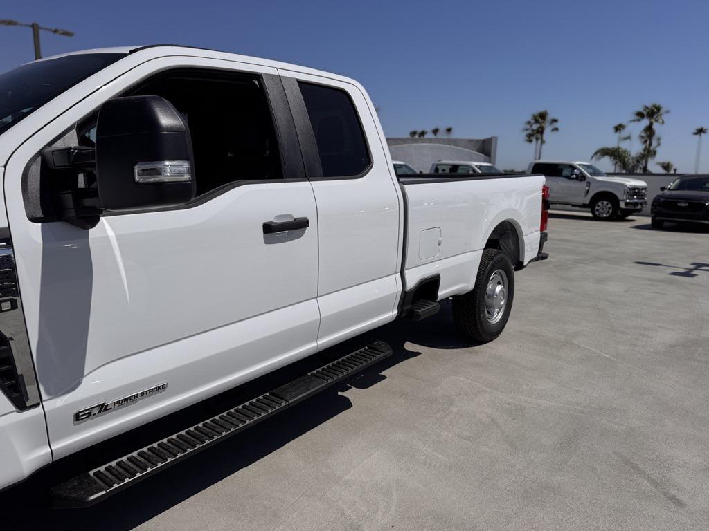 new 2025 Ford F-350 car, priced at $65,755