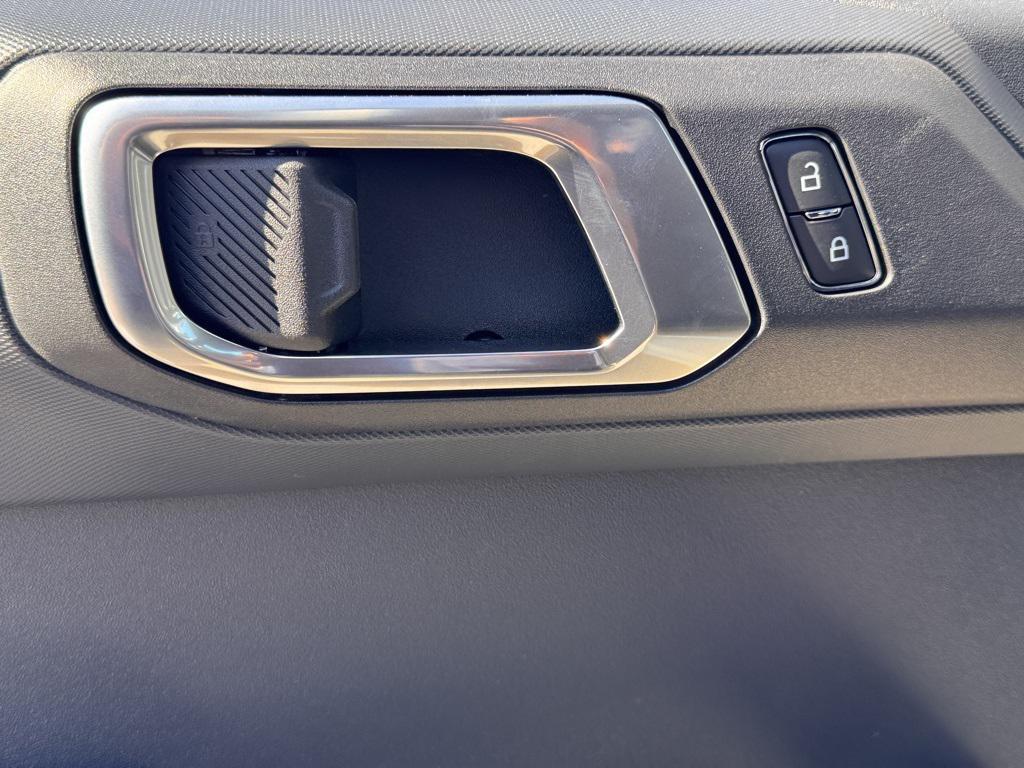 new 2025 Ford Bronco car, priced at $50,645