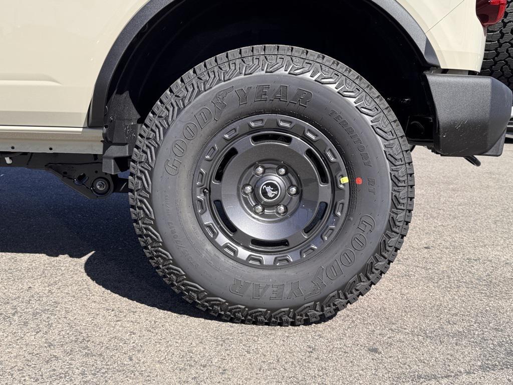 new 2025 Ford Bronco car, priced at $50,645