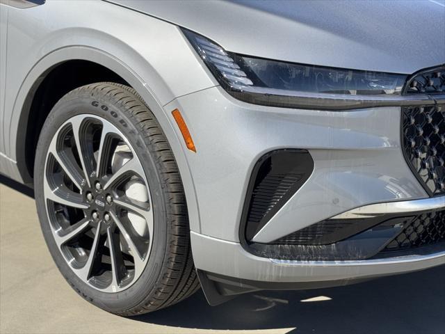 new 2025 Lincoln Nautilus car, priced at $76,395