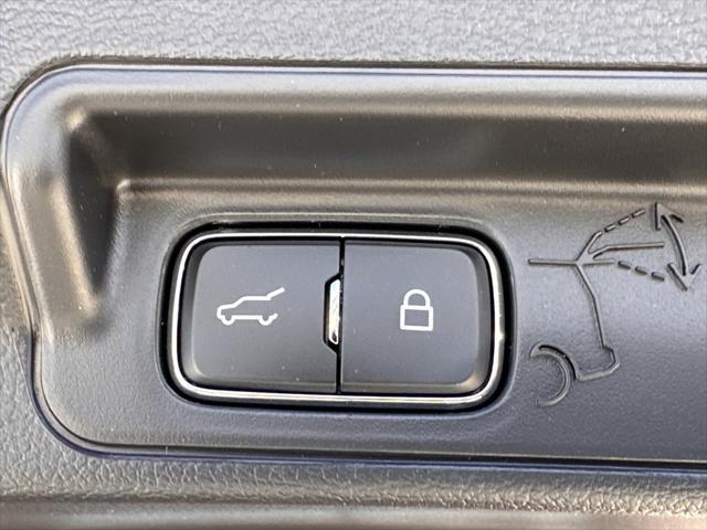 new 2025 Ford Explorer car, priced at $49,040