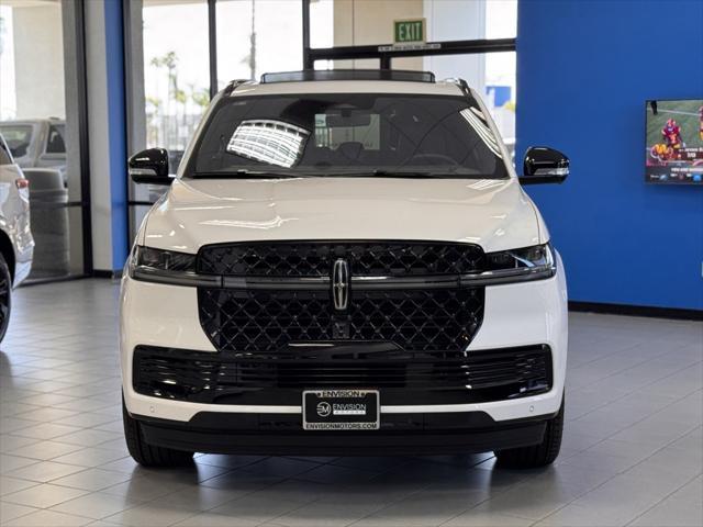 new 2025 Lincoln Navigator car, priced at $108,915