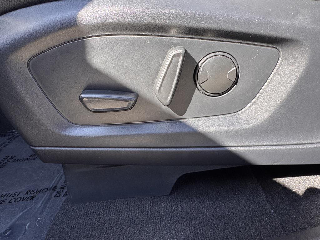 used 2025 Ford Explorer car, priced at $37,891