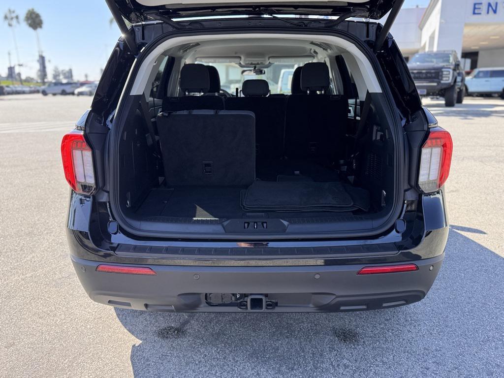 used 2025 Ford Explorer car, priced at $37,891