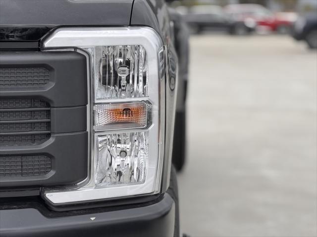 new 2025 Ford F-350 car, priced at $68,890