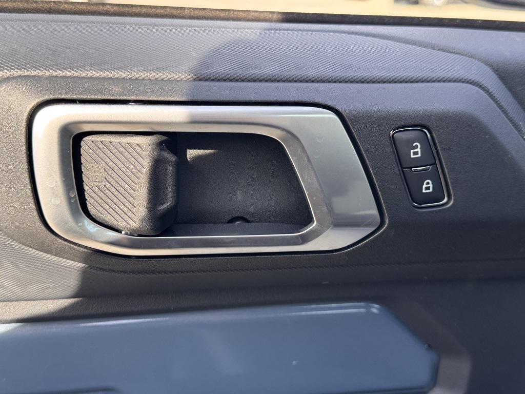 new 2025 Ford Bronco car, priced at $52,760