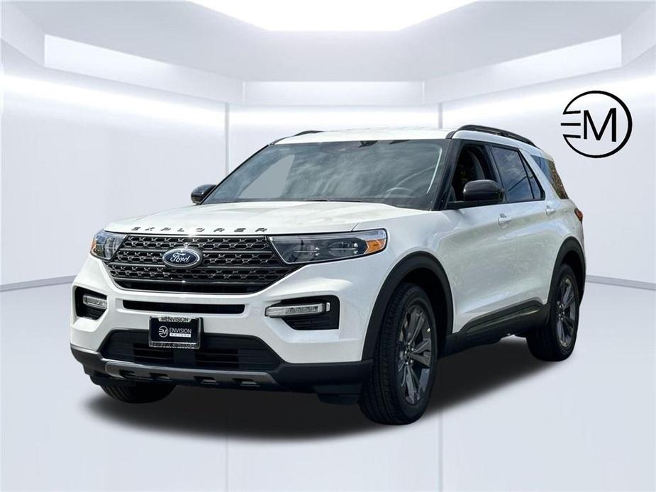 new 2024 Ford Explorer car, priced at $49,380