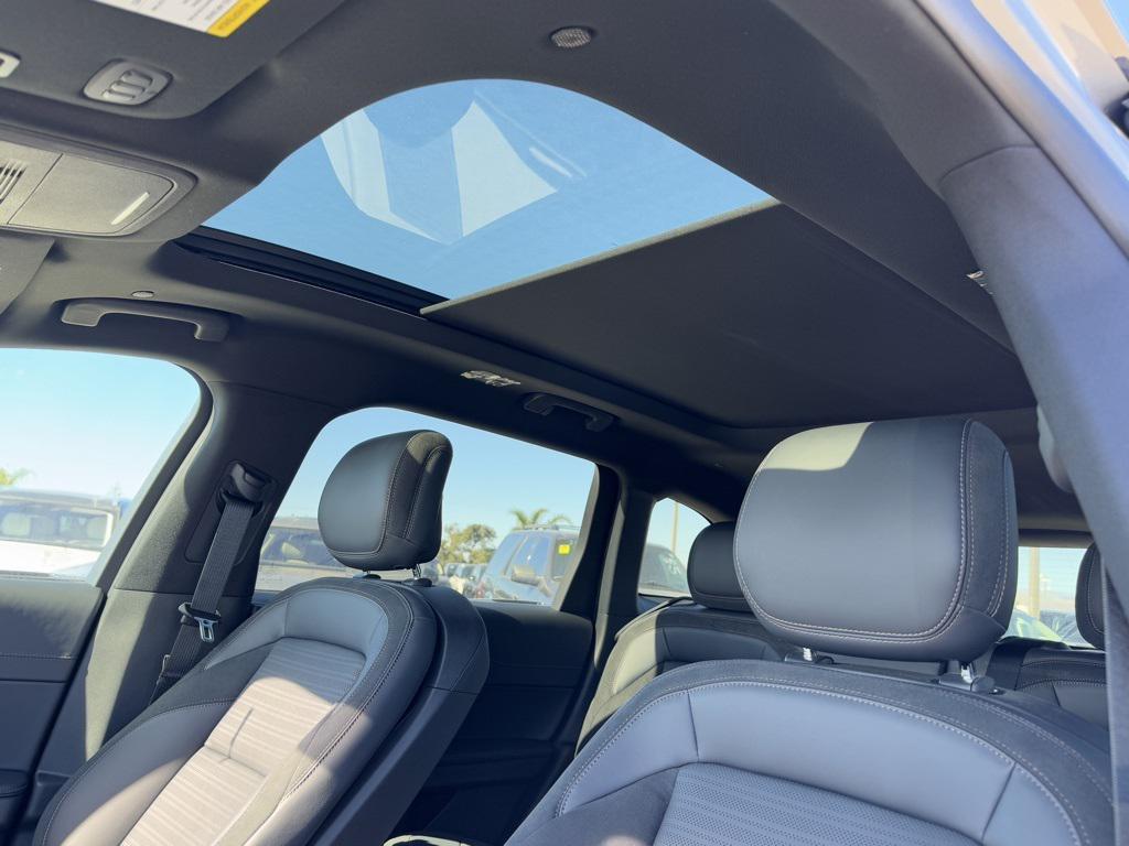 new 2025 Lincoln Nautilus car, priced at $65,455