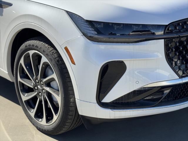 new 2025 Lincoln Nautilus car, priced at $76,395