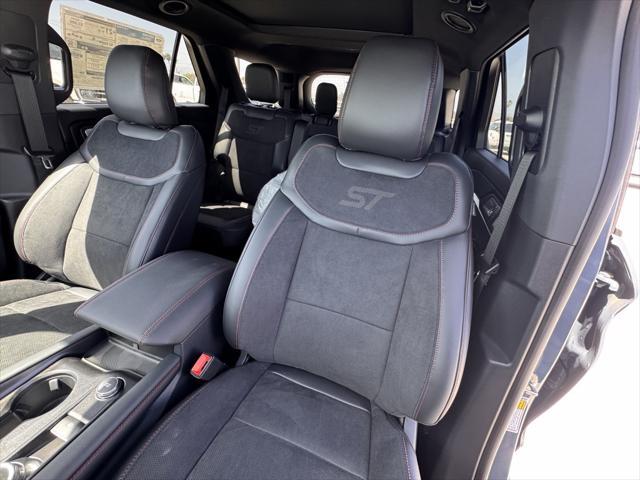new 2025 Ford Explorer car, priced at $59,925