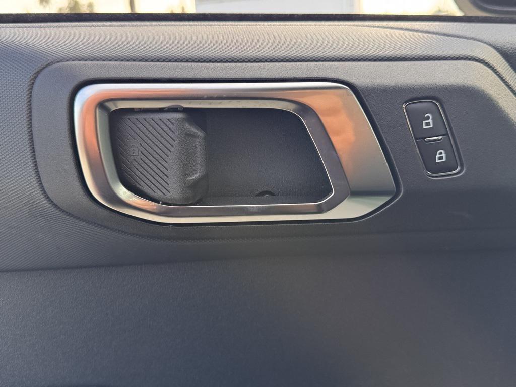 new 2025 Ford Bronco car, priced at $50,645