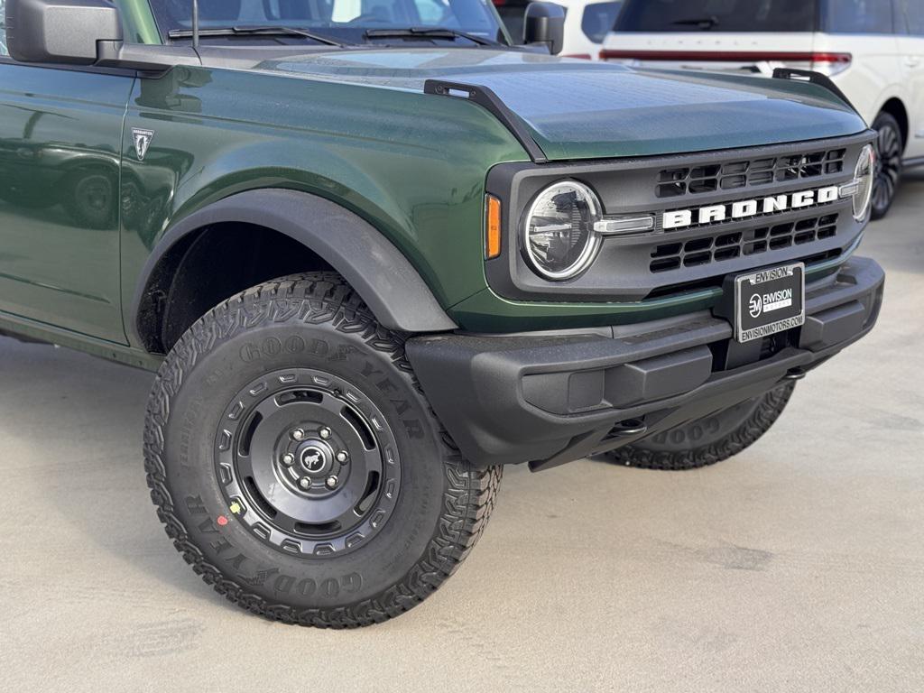 new 2025 Ford Bronco car, priced at $50,645