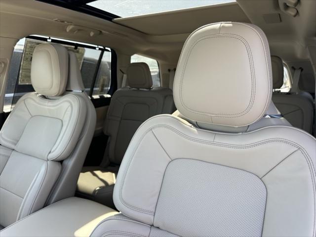 new 2024 Lincoln Aviator car, priced at $71,195