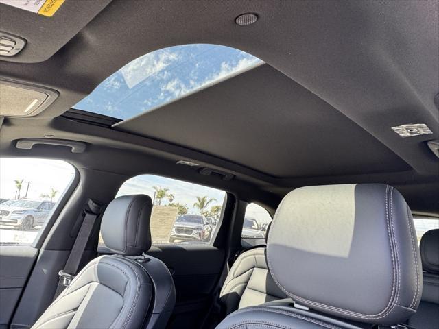 new 2025 Lincoln Nautilus car, priced at $63,020