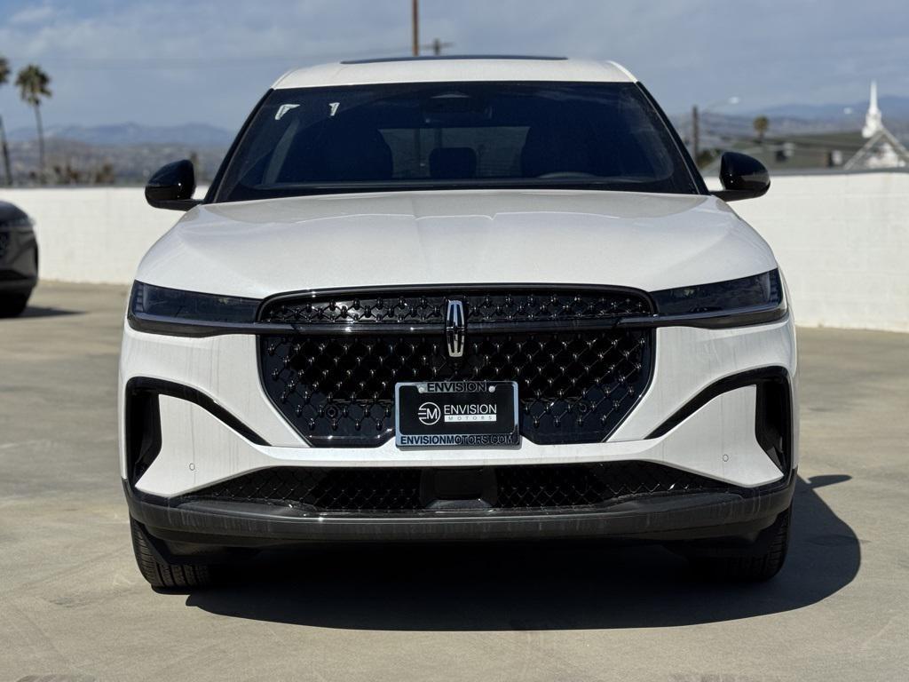 new 2025 Lincoln Nautilus car, priced at $63,020