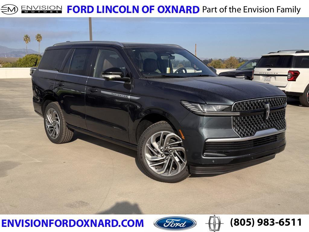 new 2025 Lincoln Navigator car, priced at $103,585