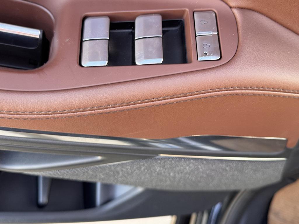 new 2025 Lincoln Navigator car, priced at $103,585