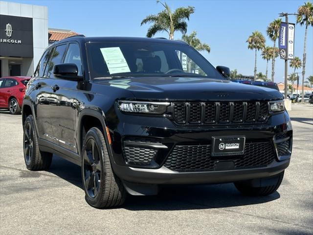 used 2024 Jeep Grand Cherokee car, priced at $39,591