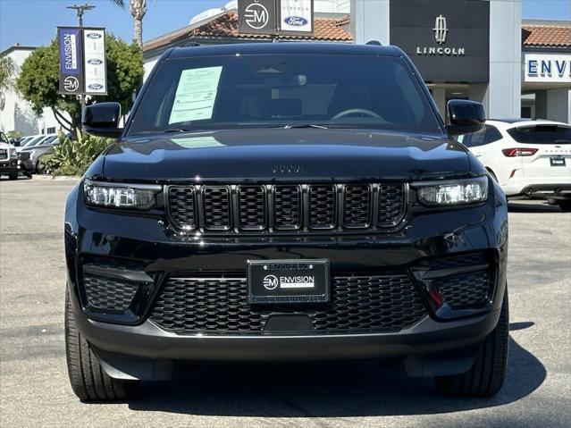 used 2024 Jeep Grand Cherokee car, priced at $39,591