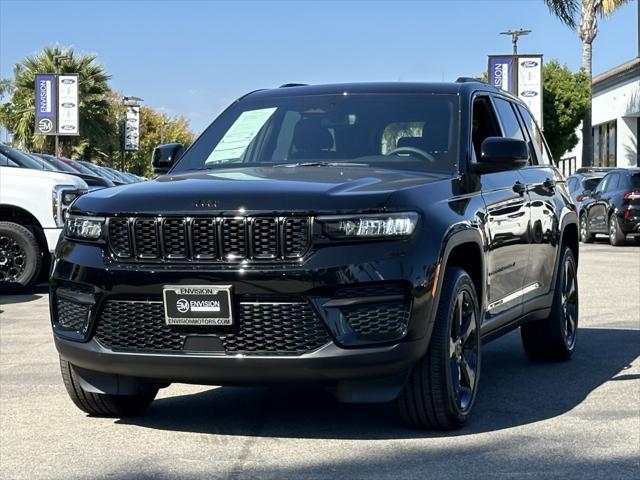 used 2024 Jeep Grand Cherokee car, priced at $39,591