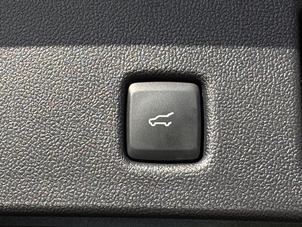 used 2025 Ford Escape car, priced at $31,591