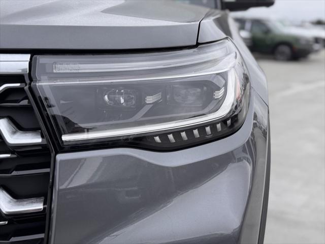 new 2025 Ford Explorer car, priced at $54,095