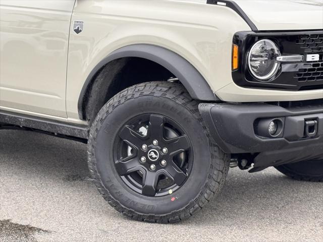 new 2025 Ford Bronco car, priced at $52,540