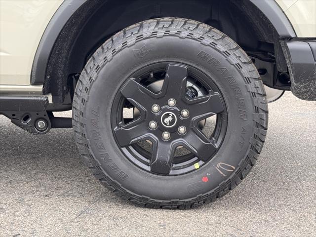 new 2025 Ford Bronco car, priced at $52,540