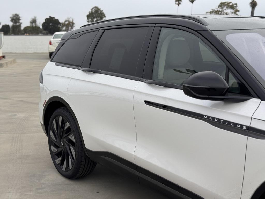 new 2025 Lincoln Nautilus car, priced at $65,455