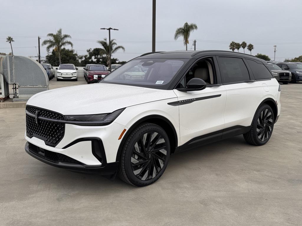 new 2025 Lincoln Nautilus car, priced at $65,455
