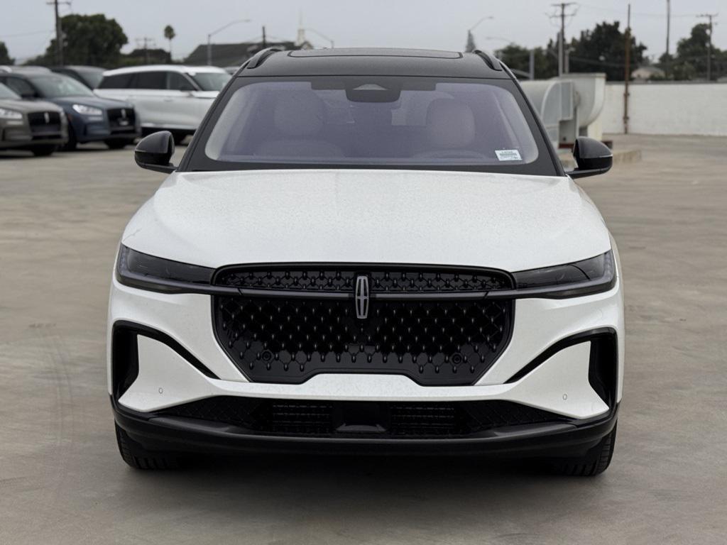 new 2025 Lincoln Nautilus car, priced at $65,455