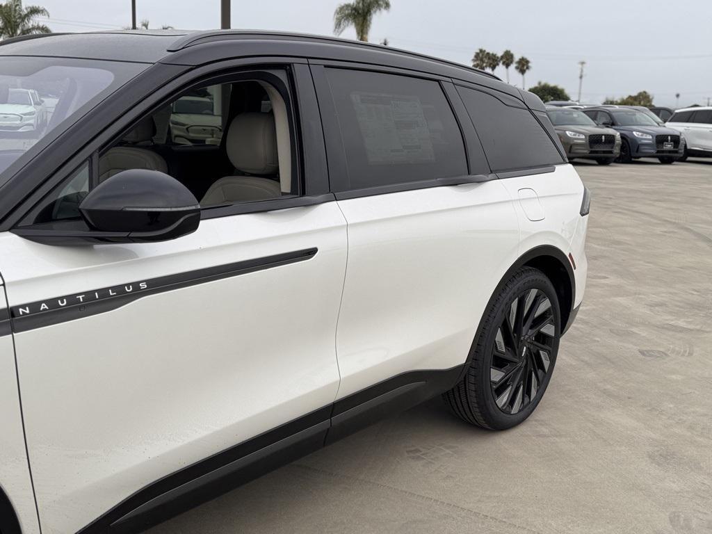 new 2025 Lincoln Nautilus car, priced at $65,455