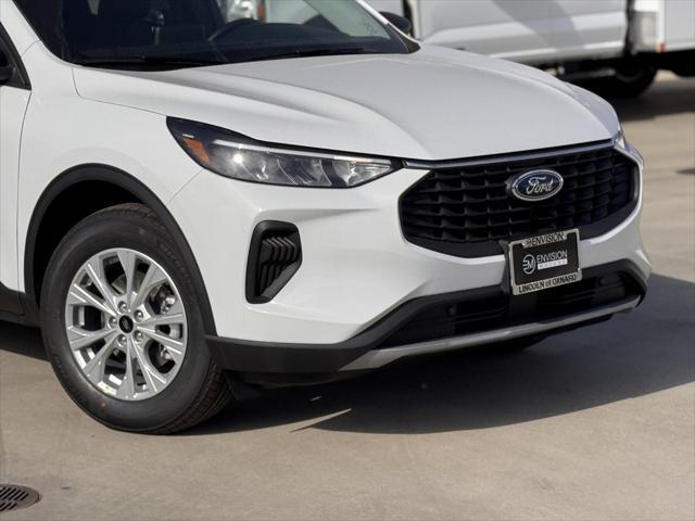 new 2025 Ford Escape car, priced at $30,645