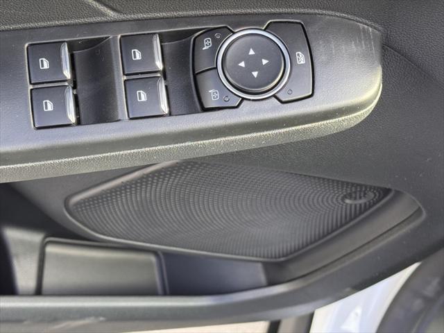new 2025 Ford Escape car, priced at $30,645