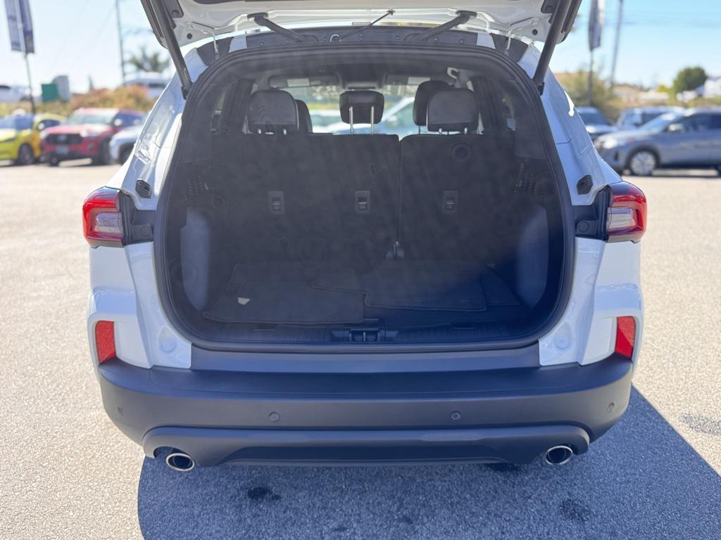 used 2025 Ford Escape car, priced at $35,757