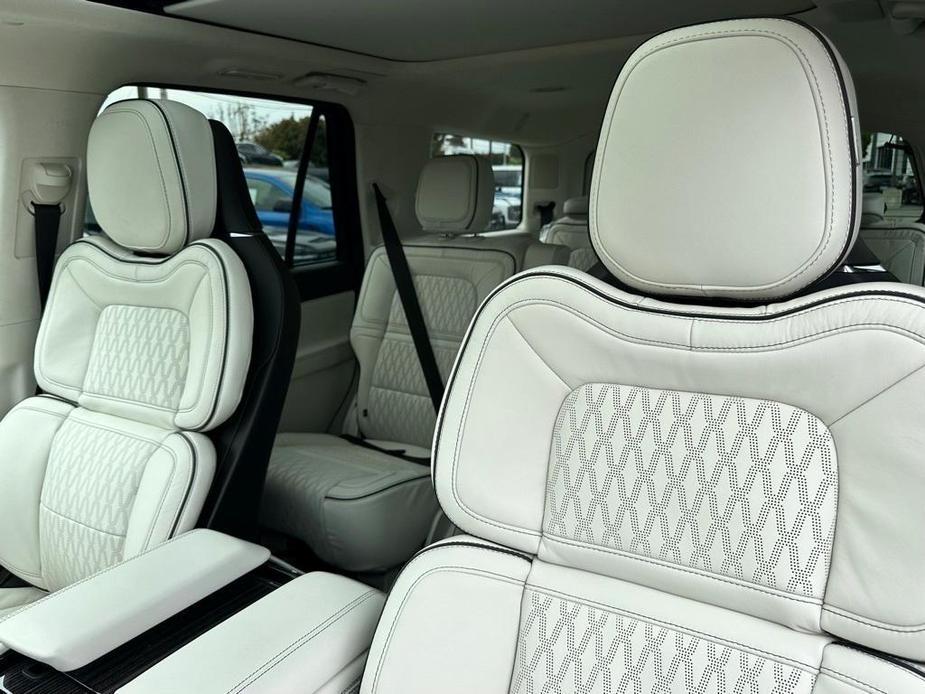 new 2024 Lincoln Navigator car, priced at $121,885