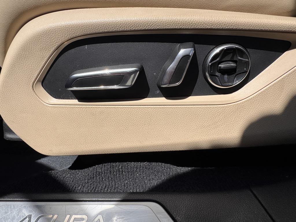 used 2020 Acura RDX car, priced at $25,251