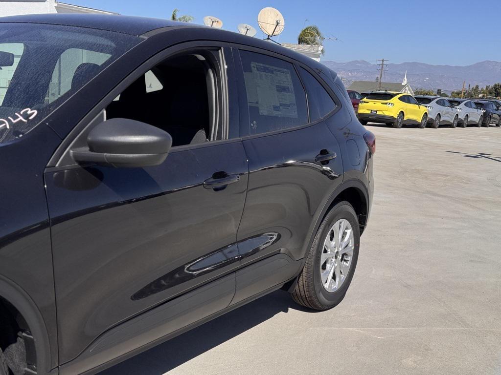 new 2025 Ford Escape car, priced at $31,010