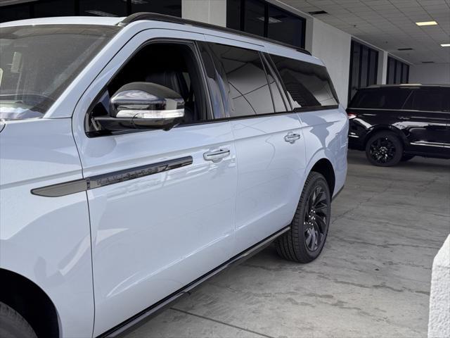 new 2025 Lincoln Navigator car, priced at $112,235