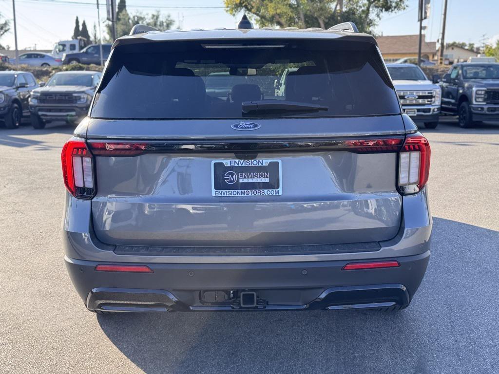 new 2025 Ford Explorer car